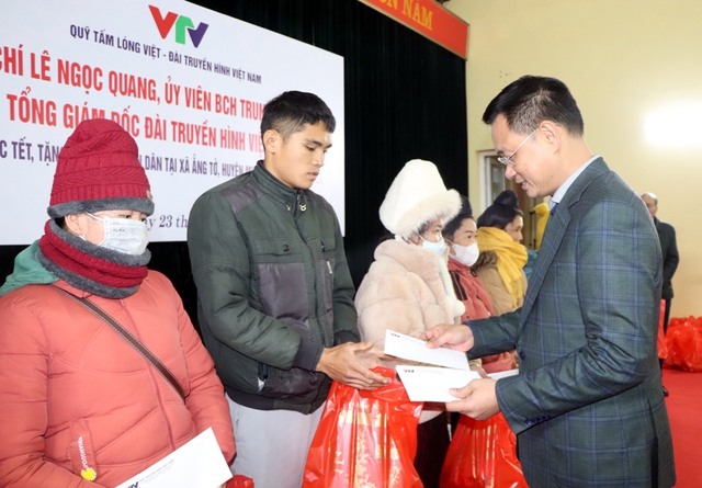 Đài THVN khánh thành điểm trường, nhà văn hóa và trao tặng quà cho hộ nghèo tại huyện Mường Ảng