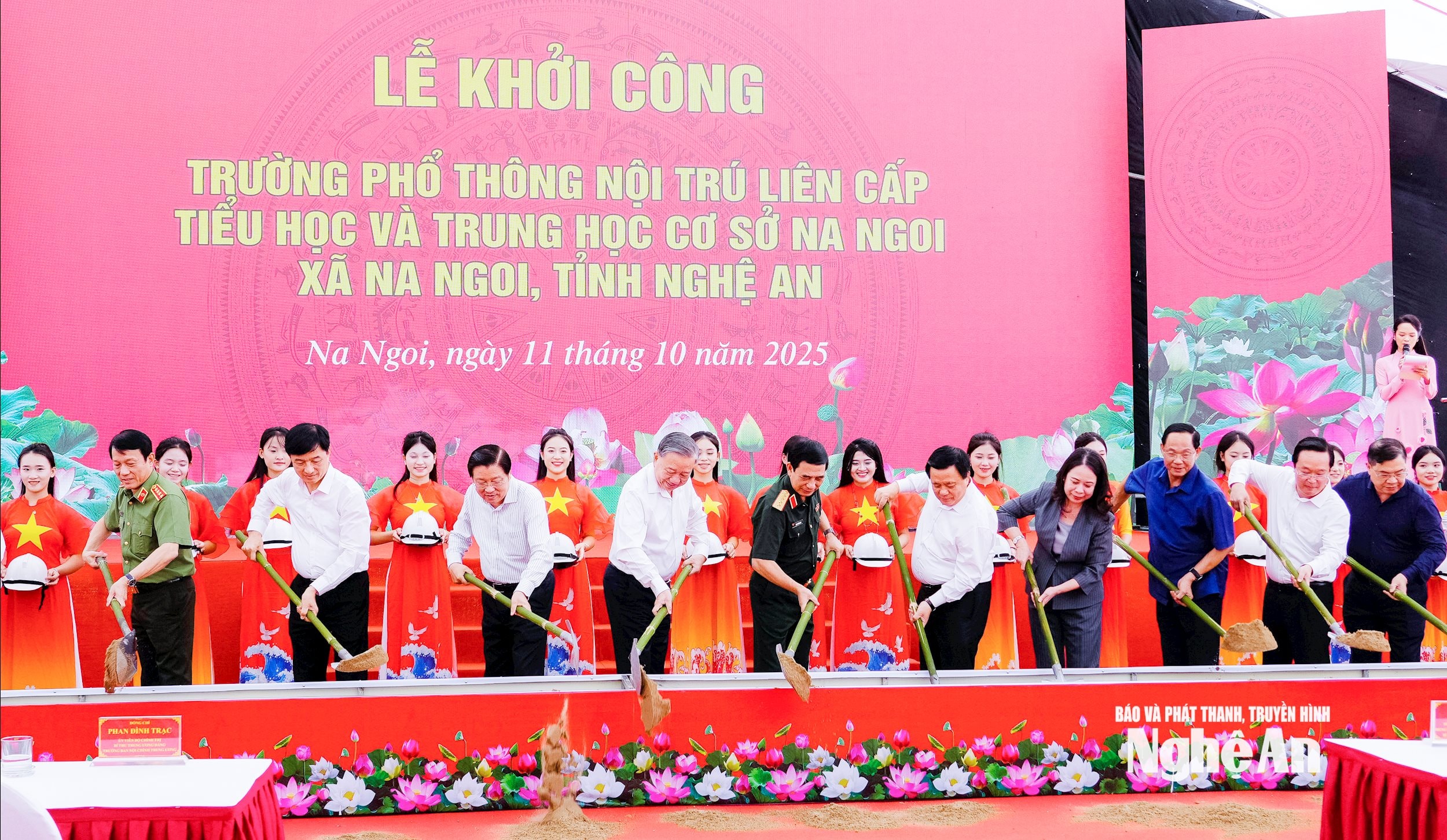 THTT Lễ khởi công xây dựng các Trường phổ thông nội trú tại các xã biên giới đất liền: 9h00 ngày 9/11 trên VTV1