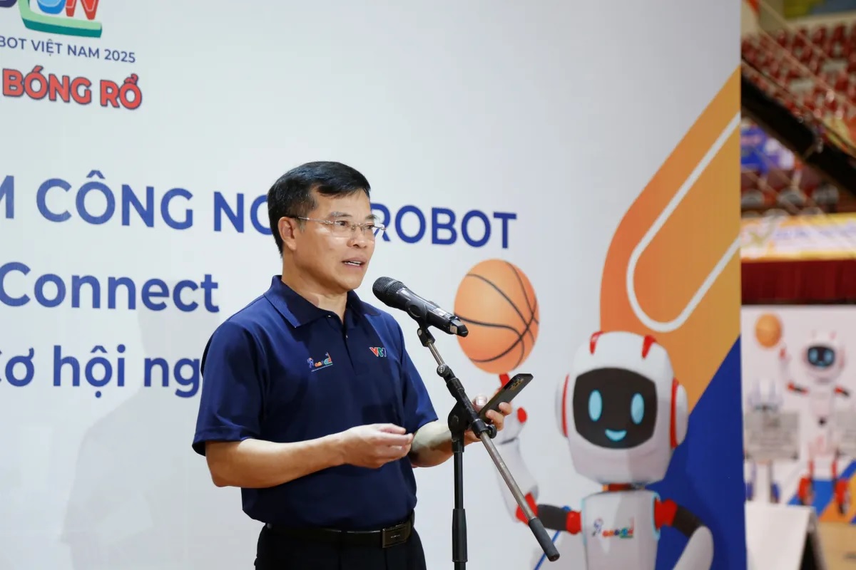 Robocon Việt Nam 2025: Khai mạc triển lãm trưng bày sản phẩm công nghệ Robotics Connect