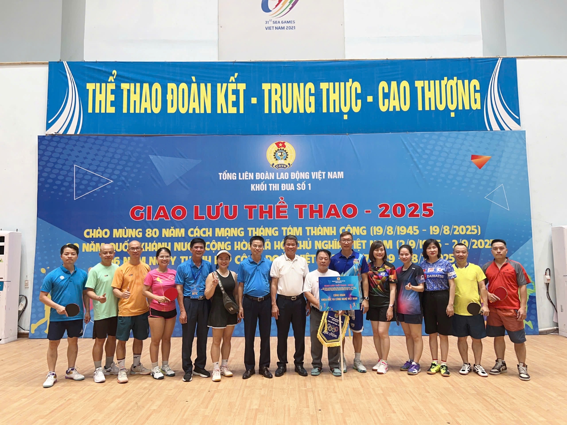Công đoàn Đài THVN giành giải Nhất đôi nam nữ môn pickleball