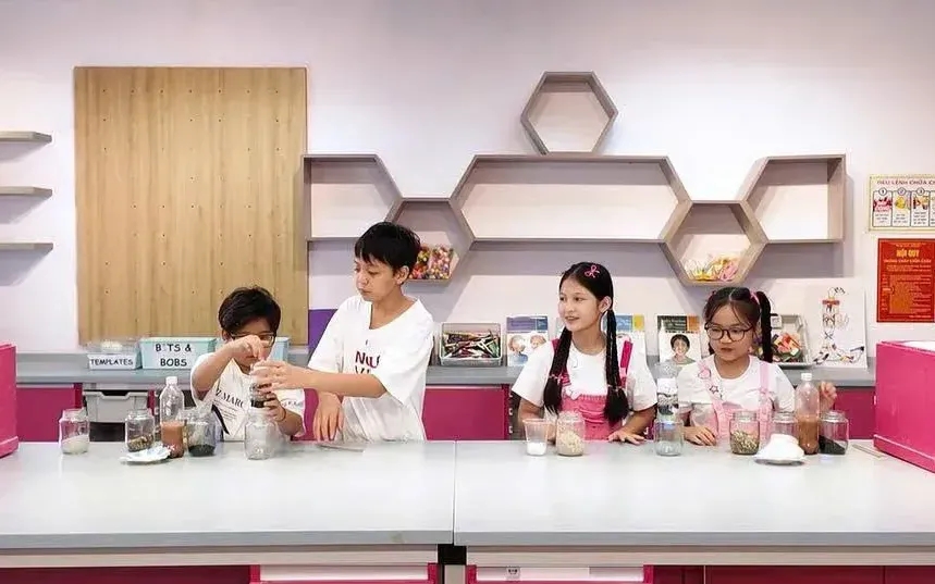 “Những bông hoa nhỏ - Vườn Tween” bùng nổ ngay từ số đầu tiên