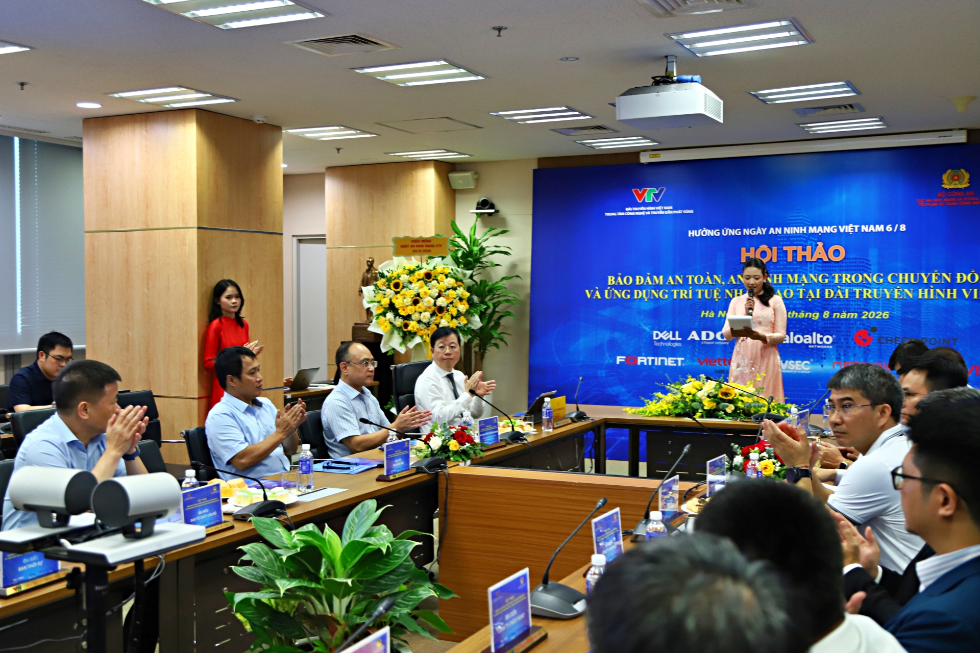 Hội thảo Bảo đảm an toàn, an ninh mạng trong chuyển đổi số và ứng dụng trí tuệ nhân tạo tại Đài Truyền hình Việt Nam